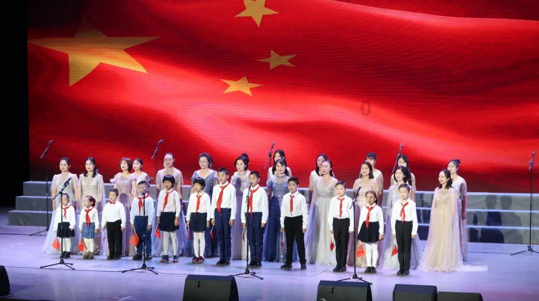 沉浸式体验山水城林，南京玄武湖太平门赏荷栈道正式开放